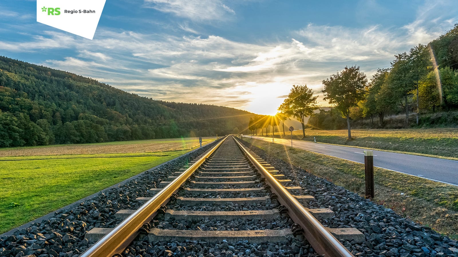 Eisenbahn mitten in der Natur